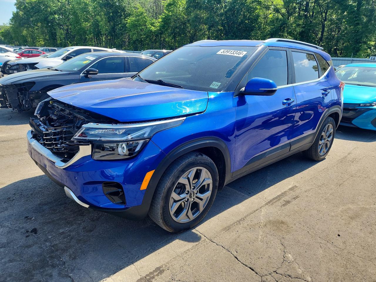 Salvage Kia Seltos Image
