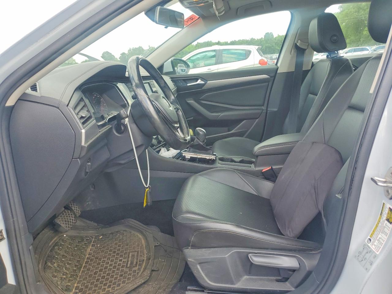 Volkswagen Jetta S
