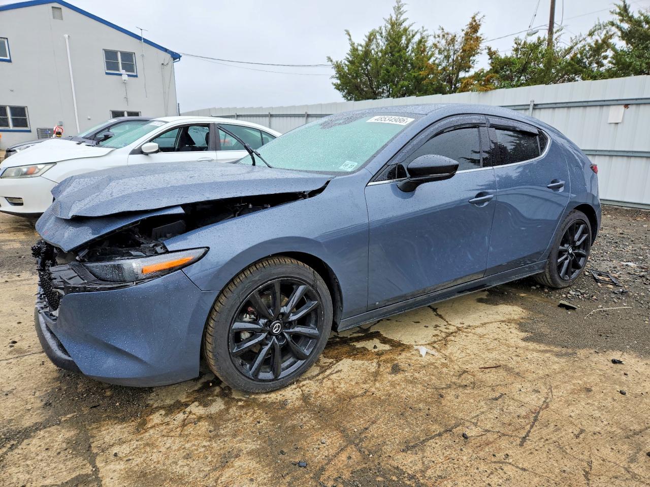 Salvage Mazda 3 Image