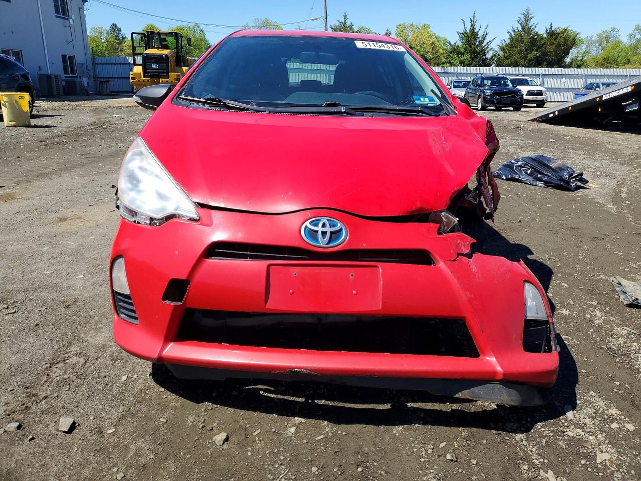 Toyota Prius c Three