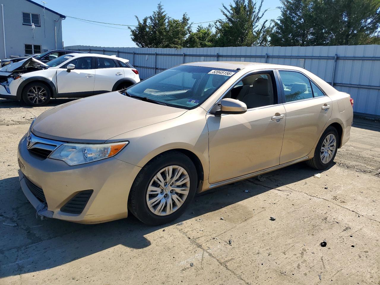 Salvage Toyota Camry Image