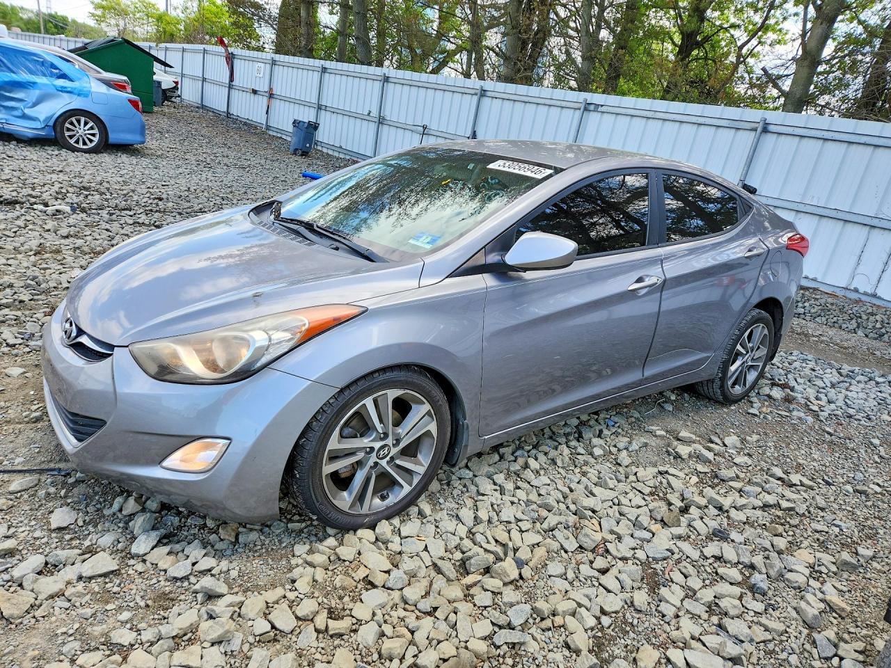 Salvage Hyundai ELANTRA Image