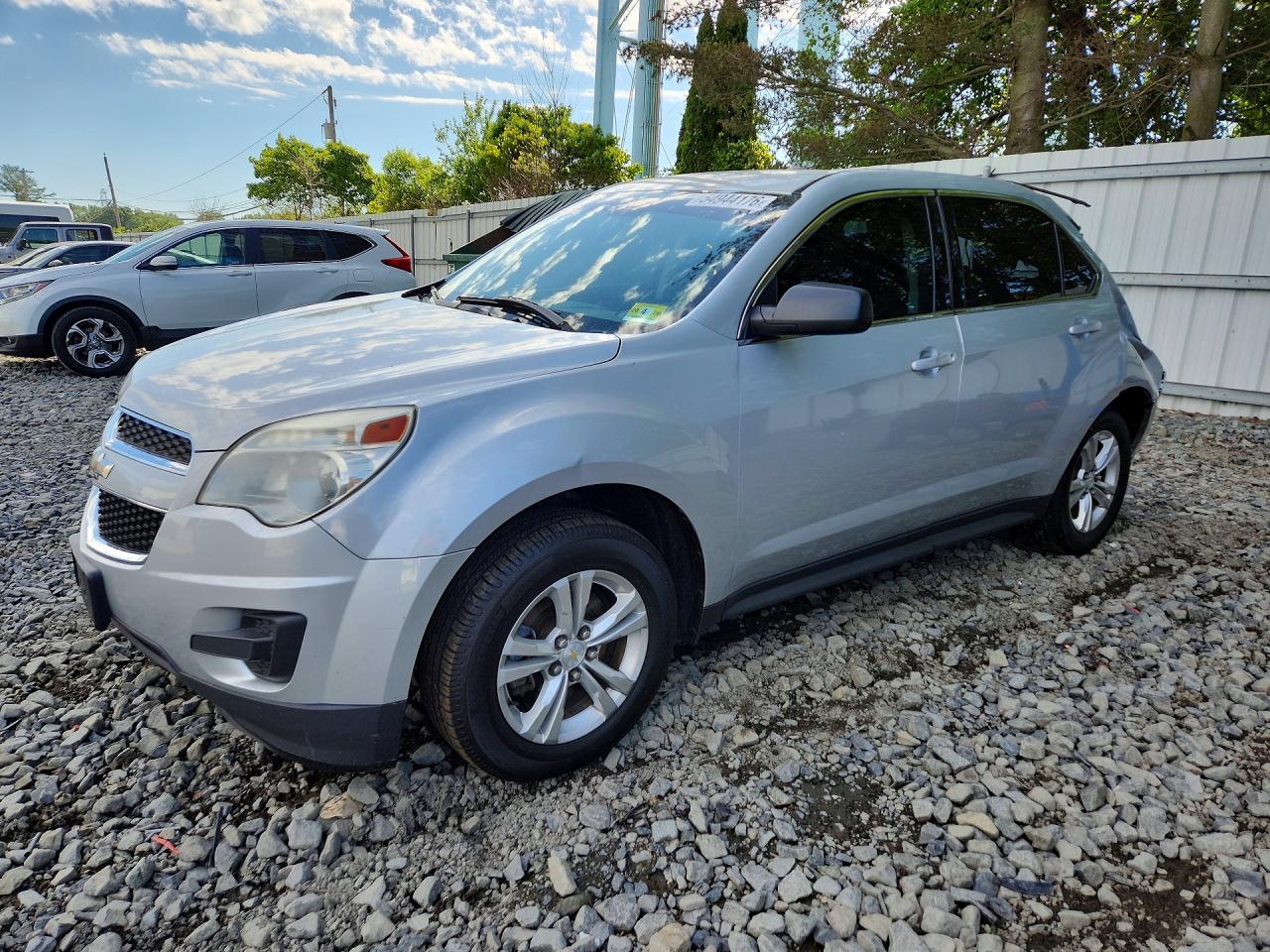 Salvage Chevrolet Equinox Image