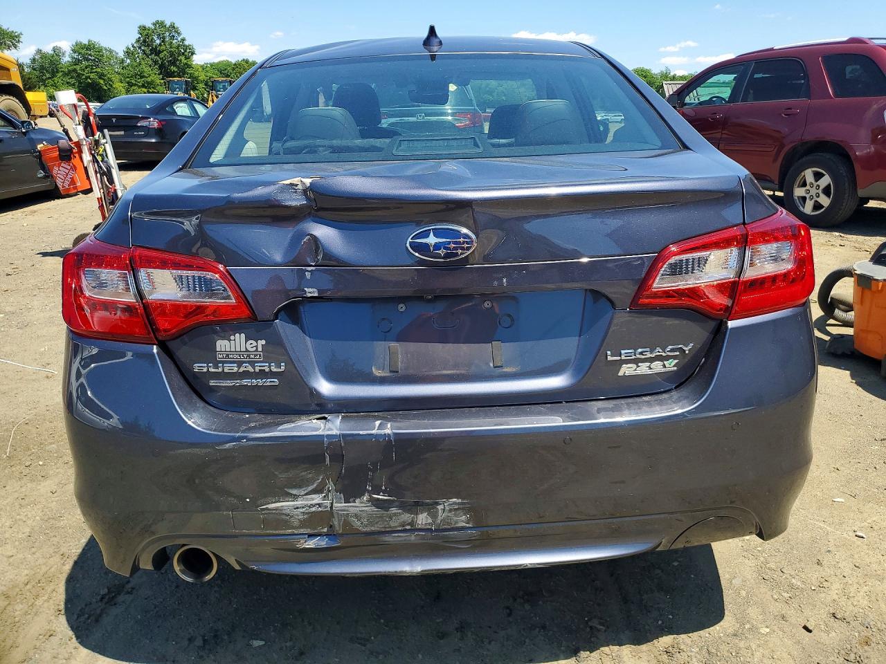 Subaru Legacy Sport