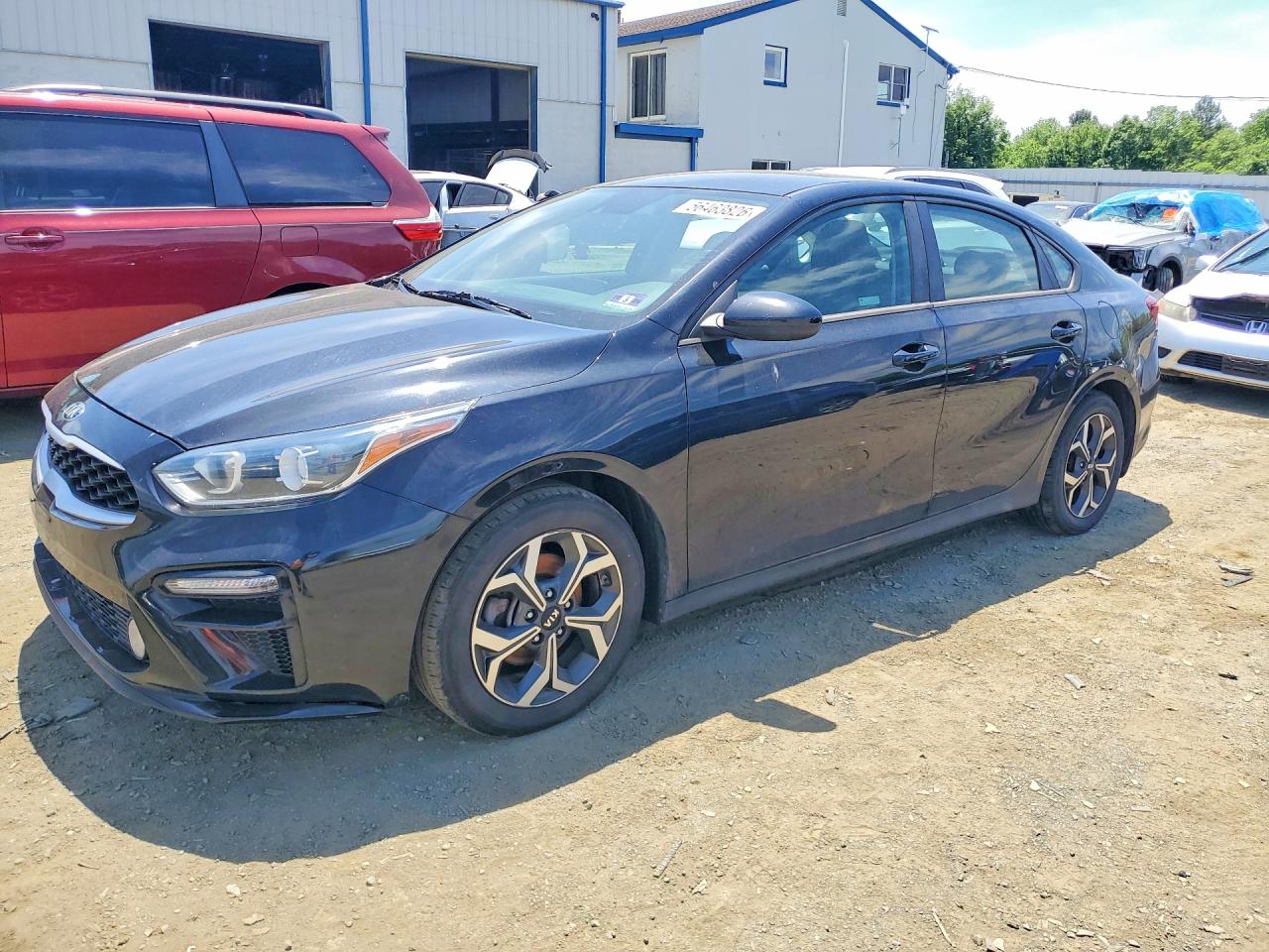 Salvage Kia Forte Image