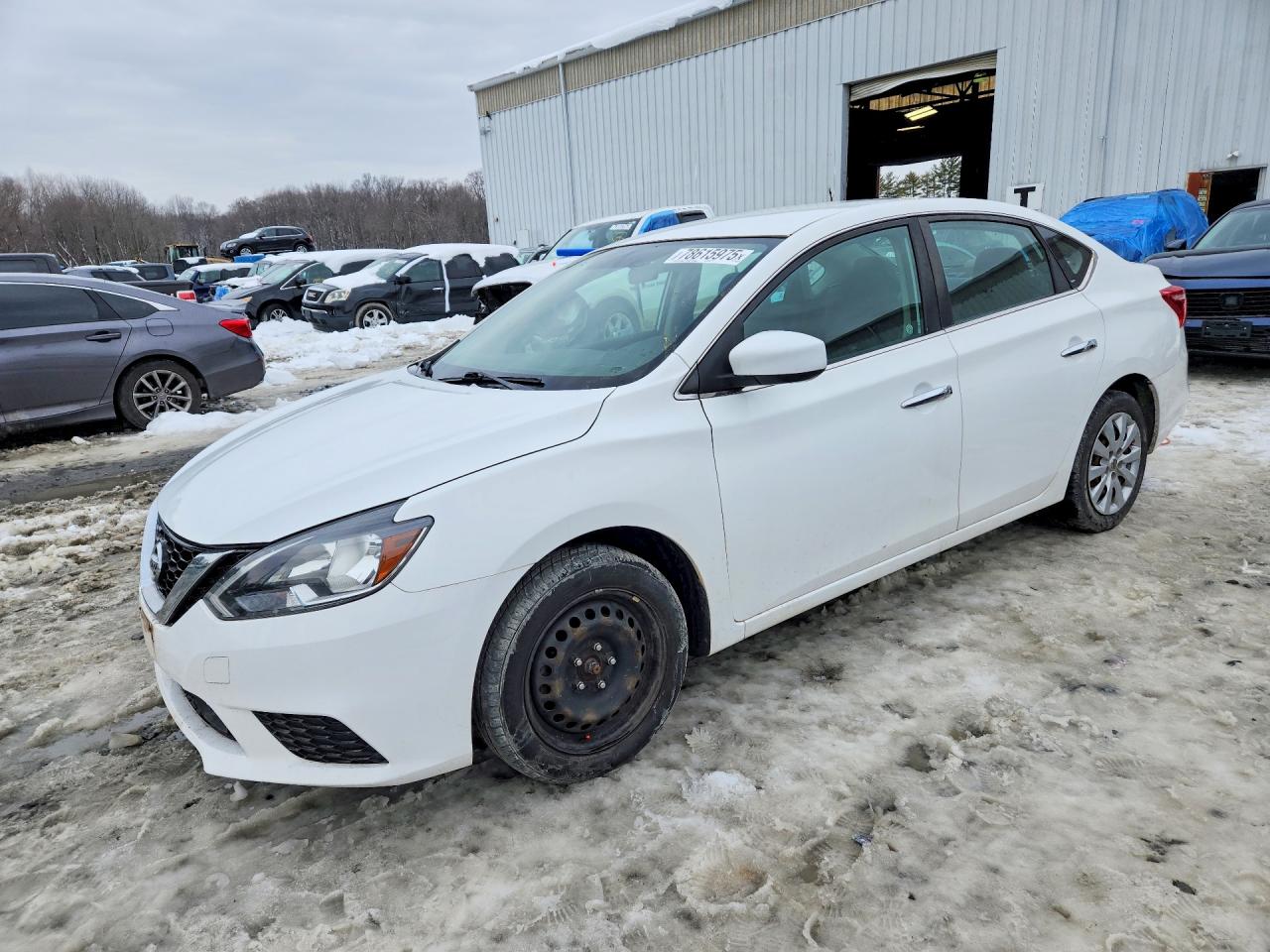 Salvage Nissan Sentra Image