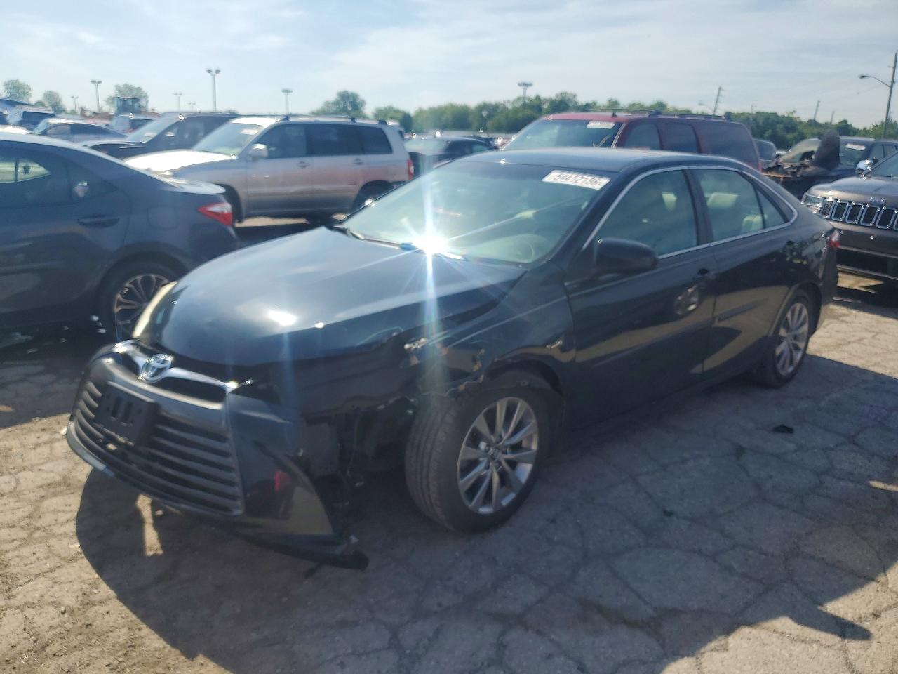 Salvage Toyota Camry Image