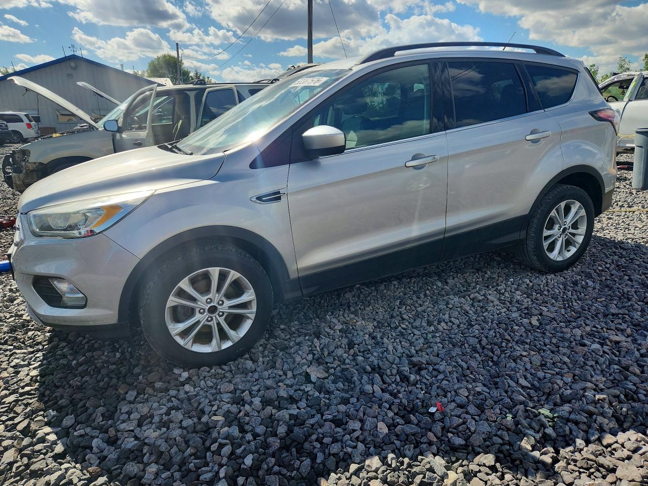 Salvage Ford Escape Image