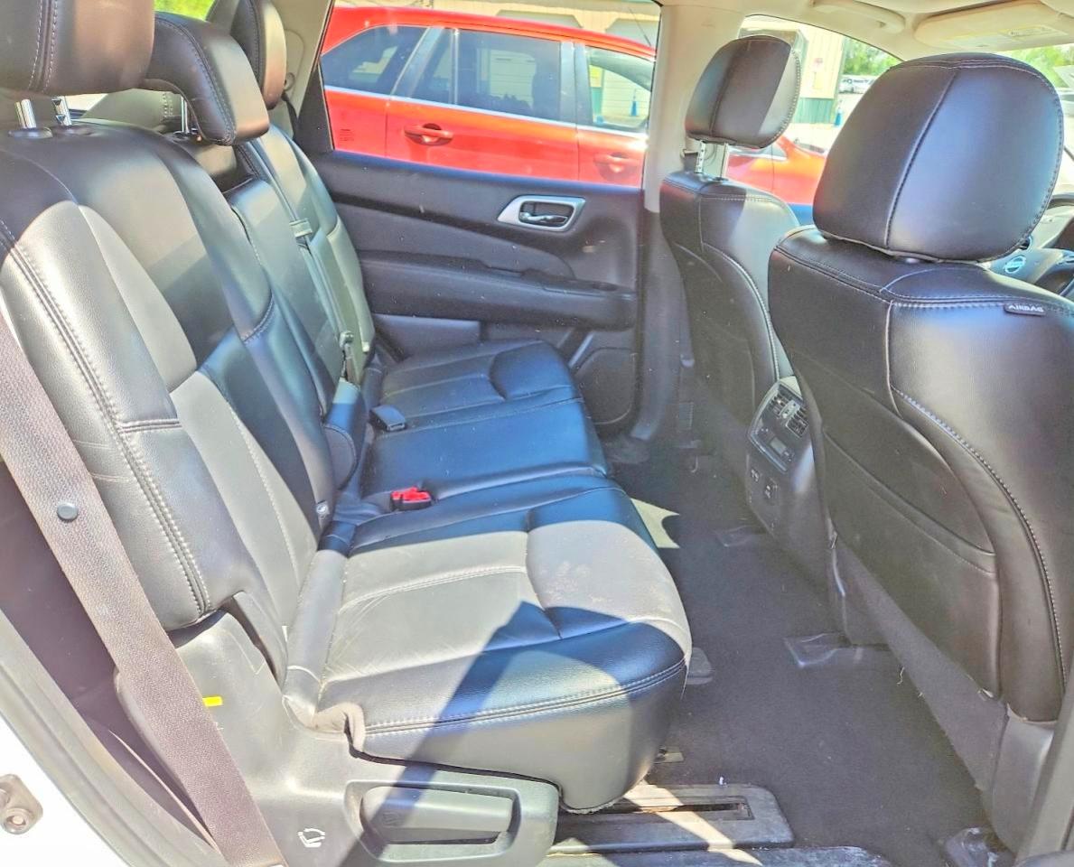 Nissan Pathfinder Sl