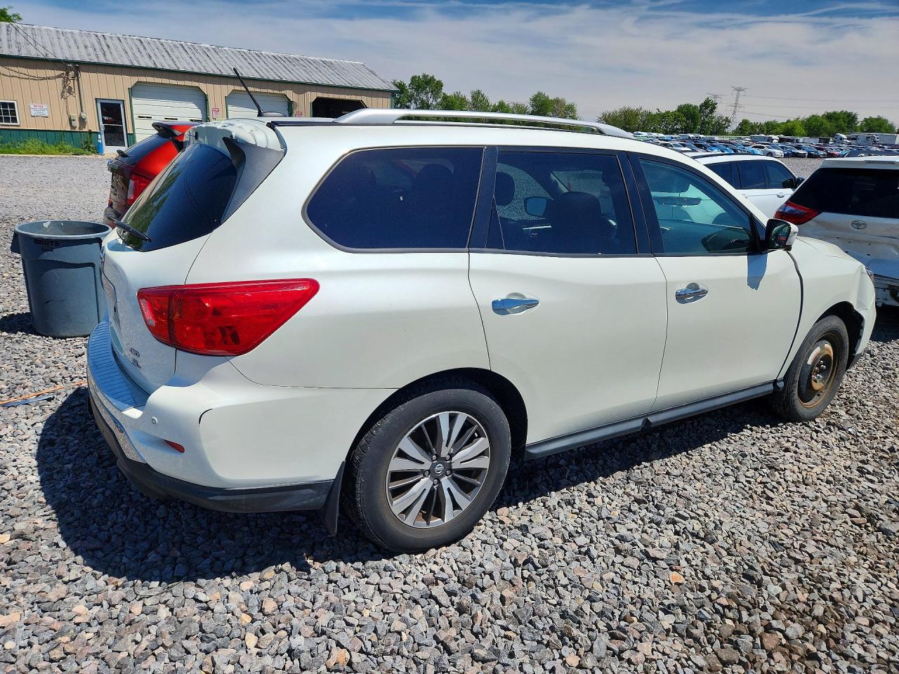 Nissan Pathfinder Sl