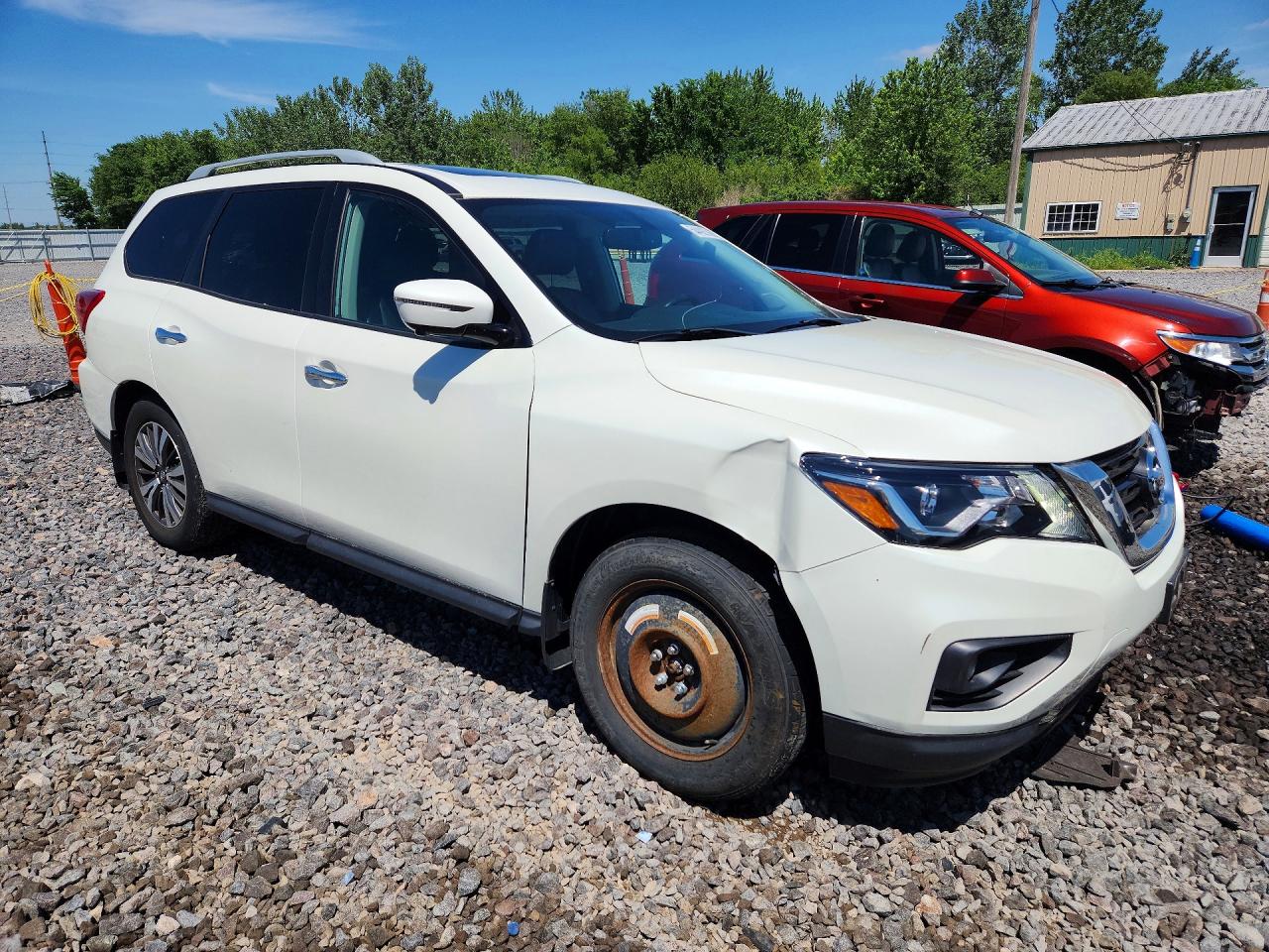 Nissan Pathfinder Sl