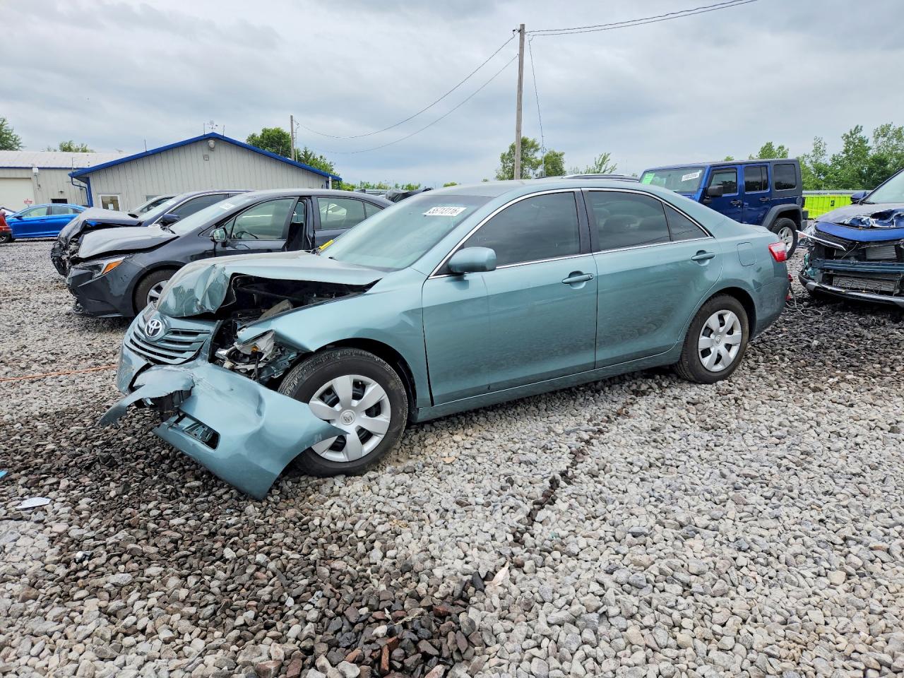 Salvage Toyota Camry Image