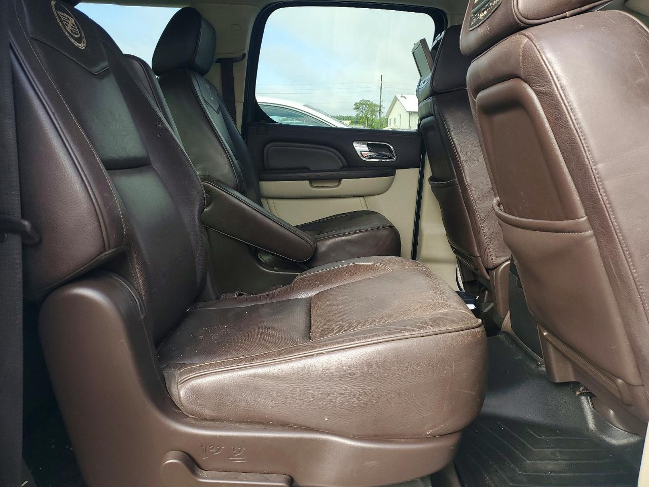 Cadillac Escalade Esv Platinum