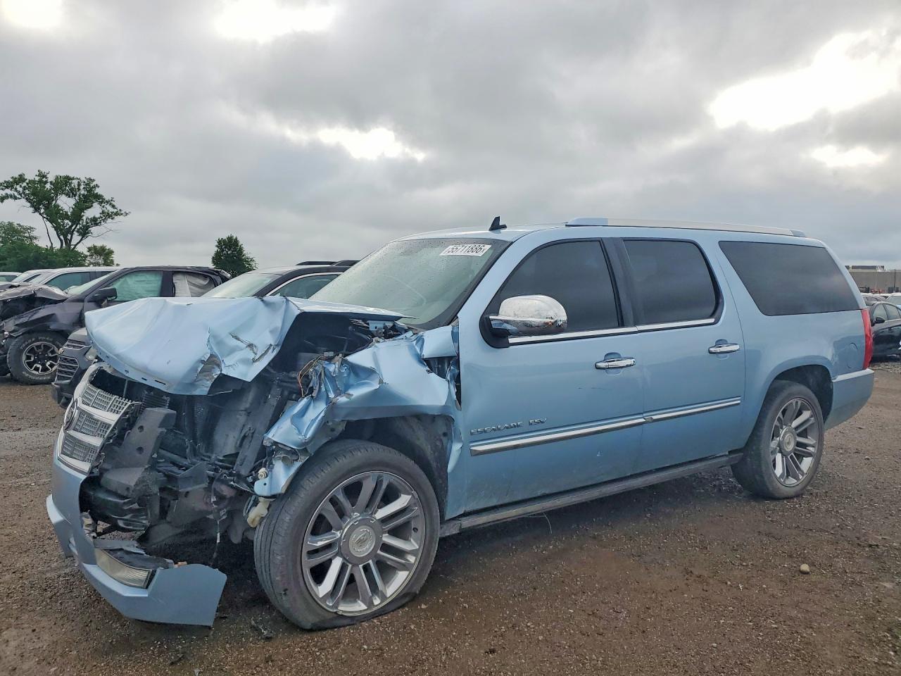 Salvage Cadillac Escalade Image