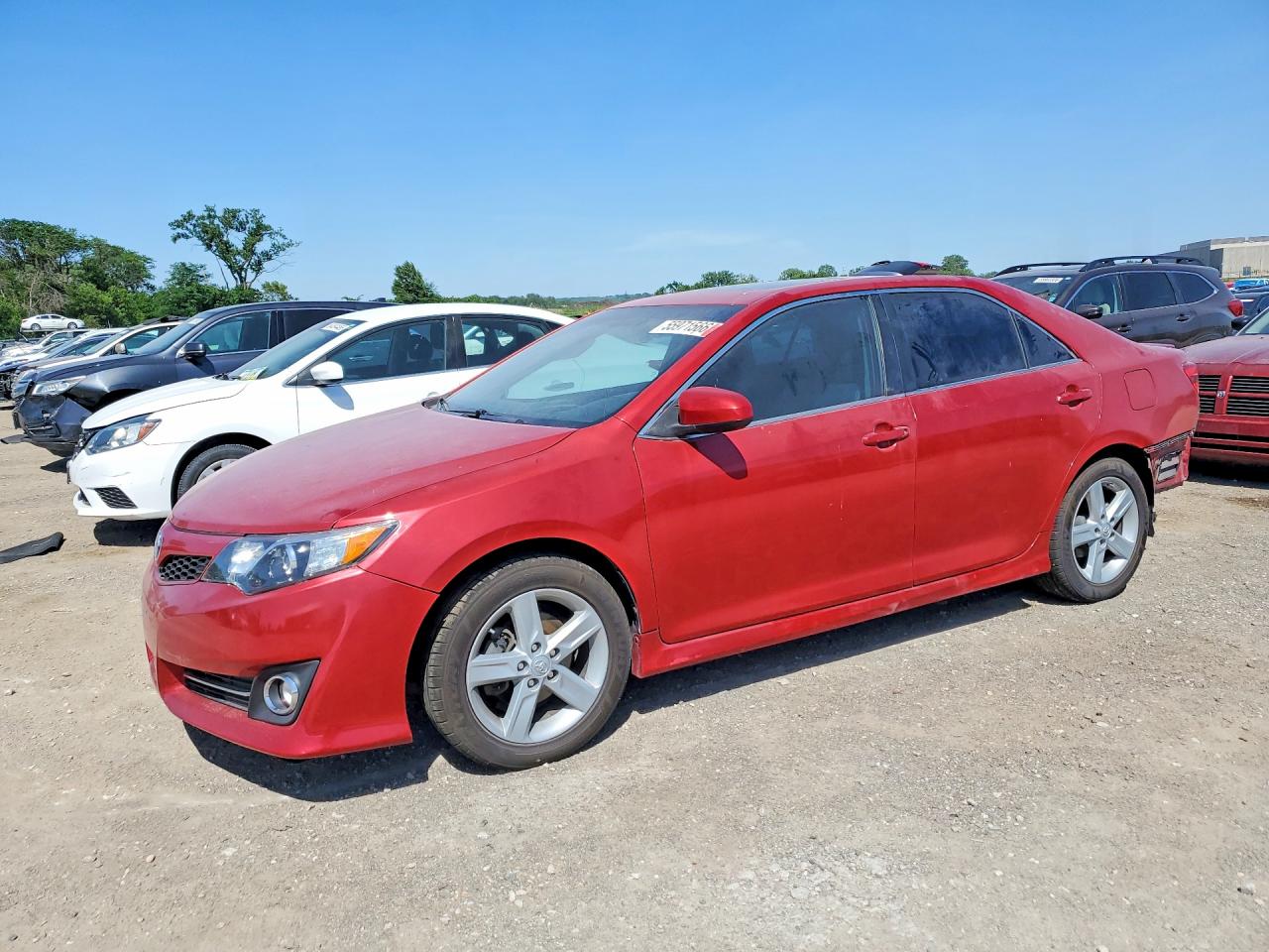 Salvage Toyota Camry Image