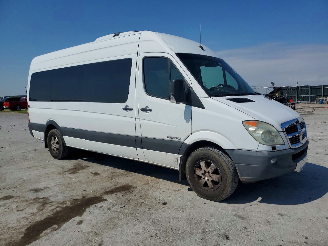Dodge Sprinter 2500
