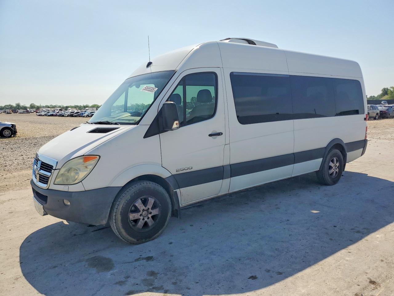 Salvage Dodge Sprinter Image
