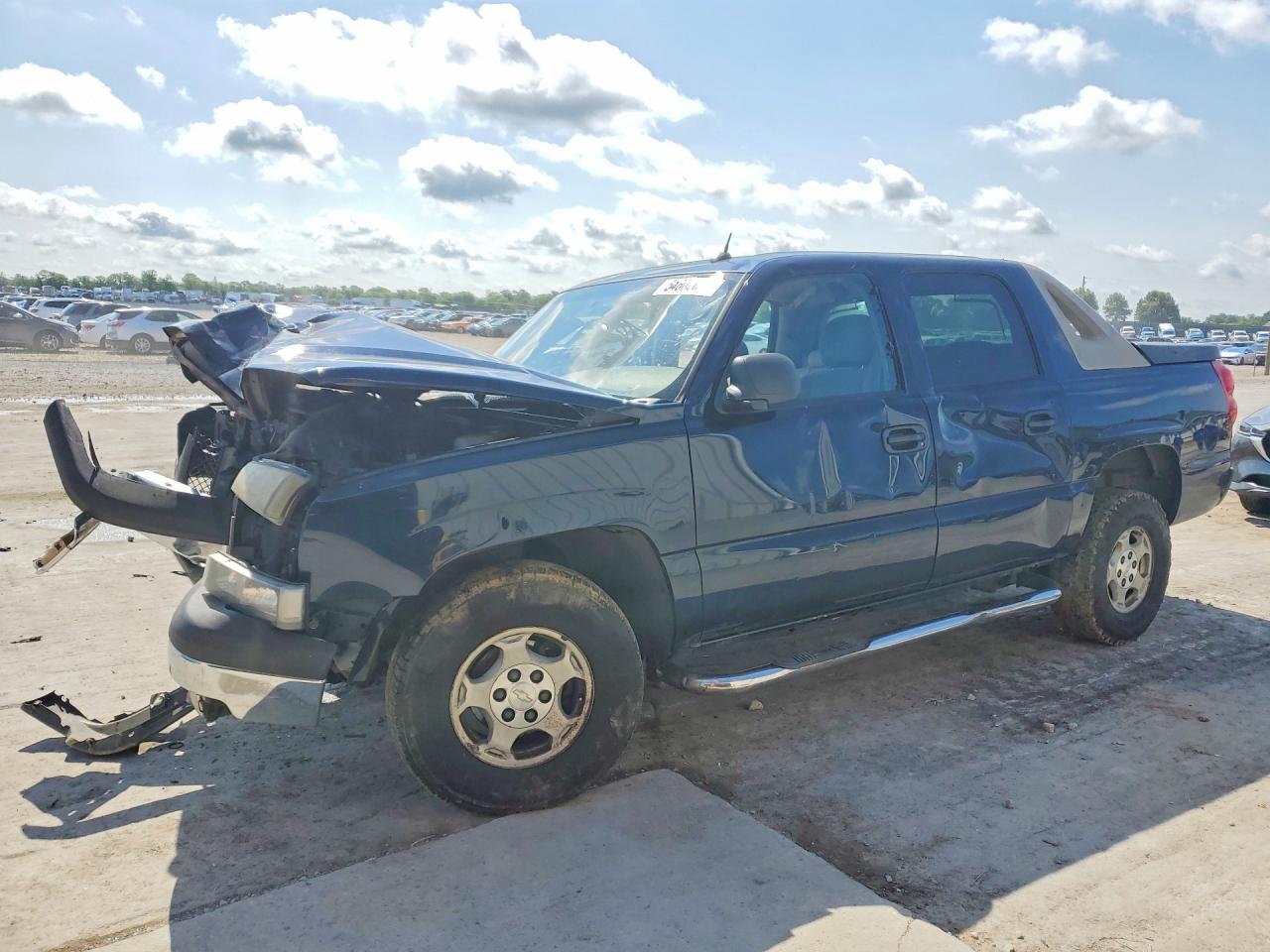Salvage Chevrolet Avalanche Image