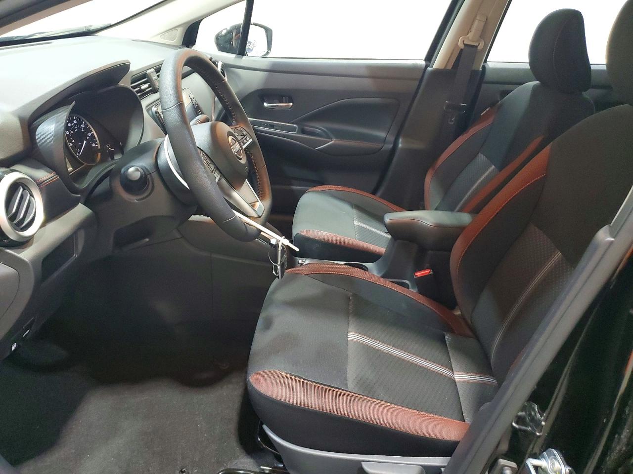 Nissan Versa Sr