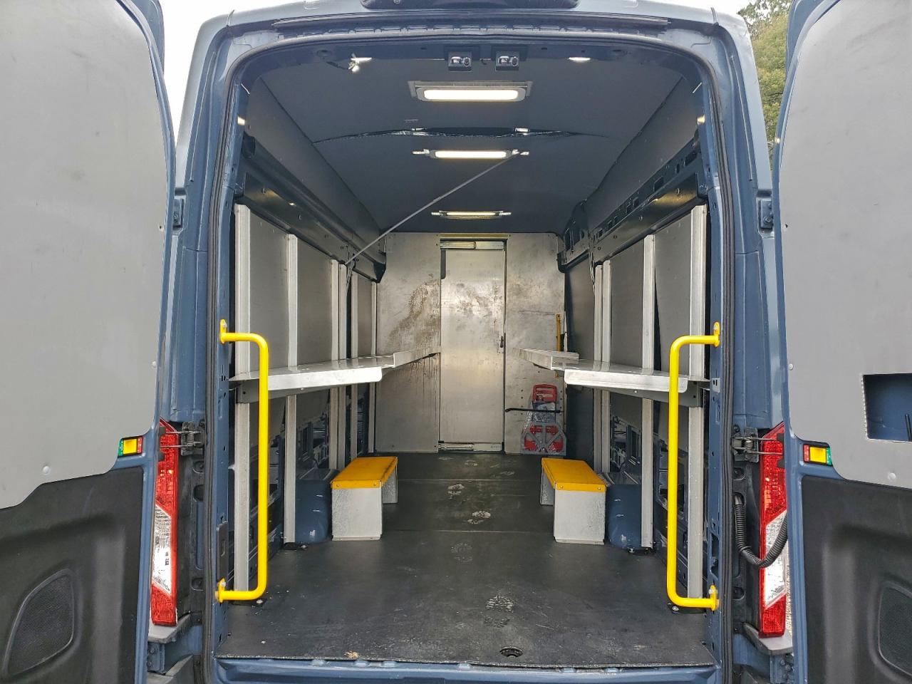 Ford Transit T-250