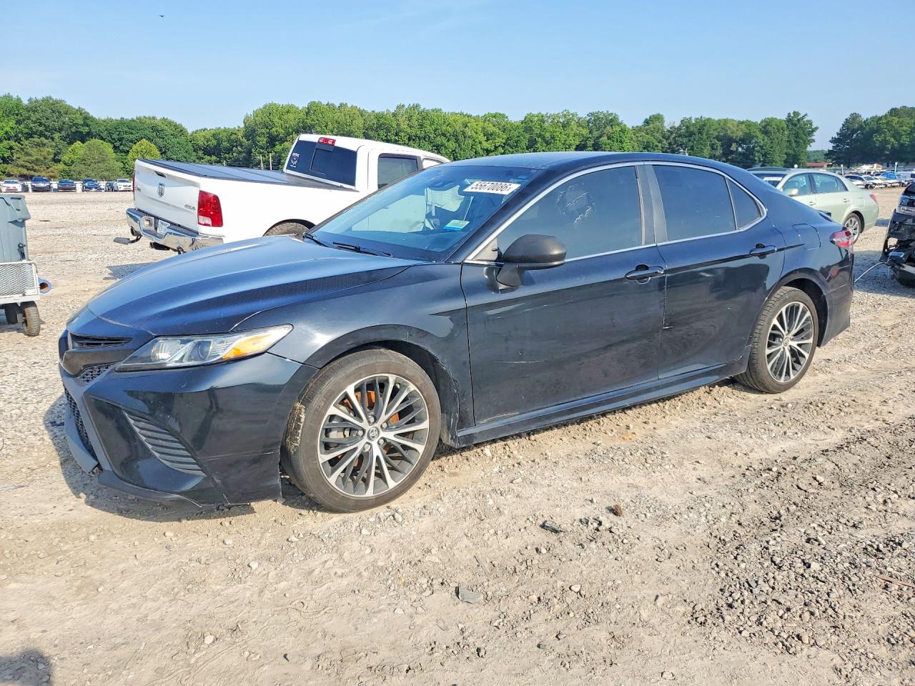 Salvage Toyota Camry Image