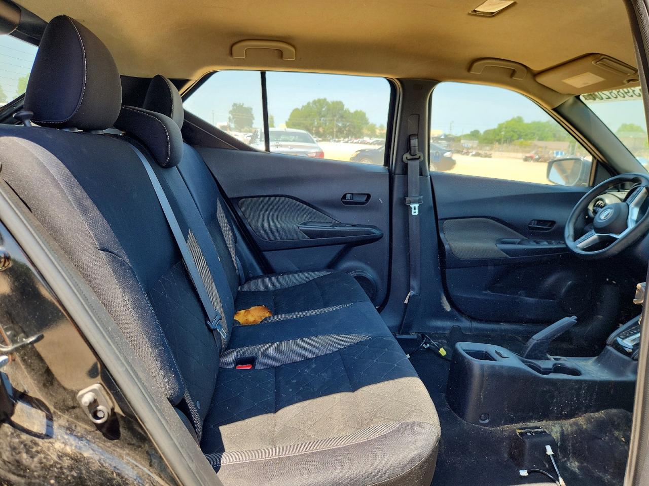 Nissan Kicks S