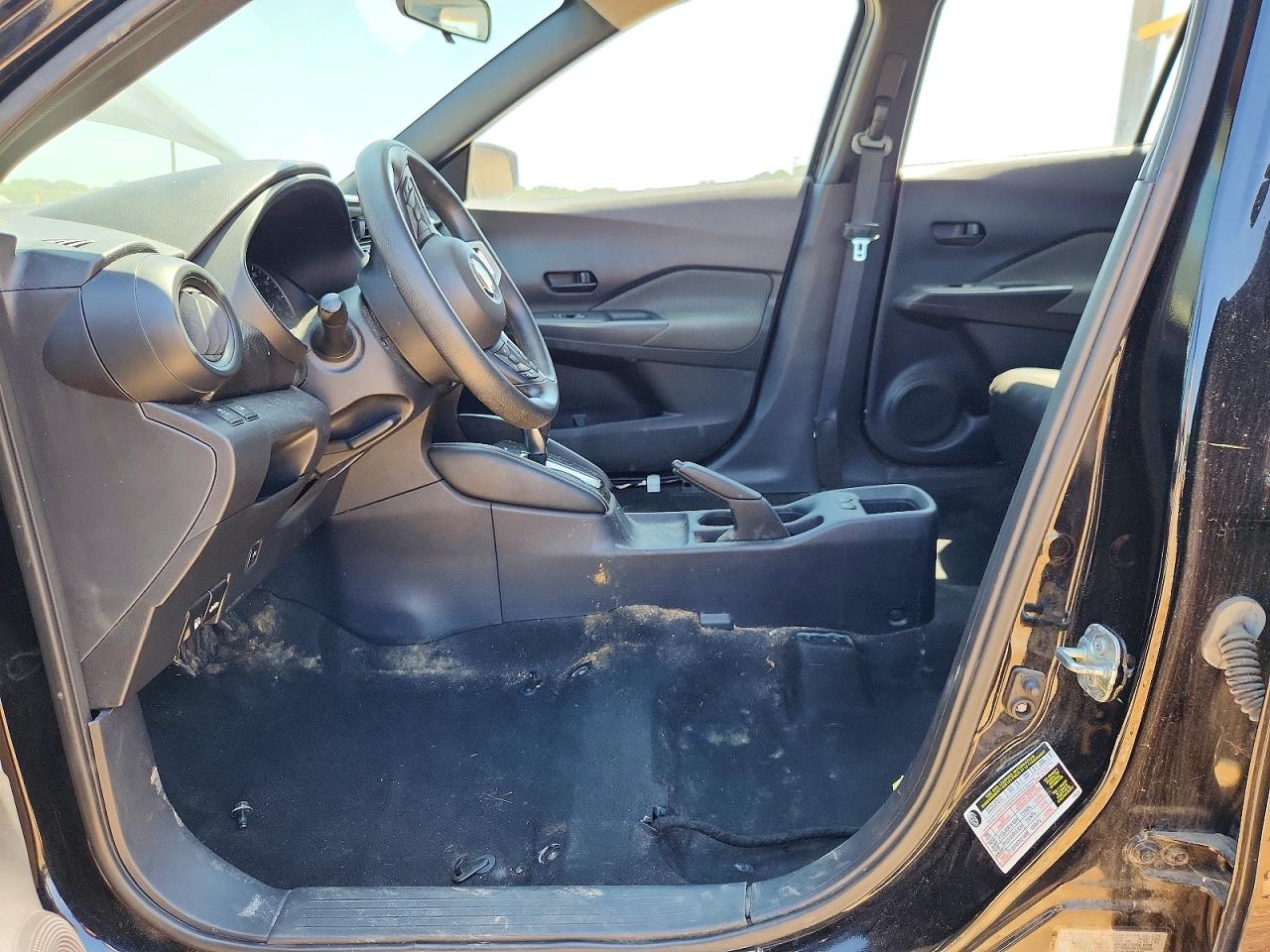 Nissan Kicks S