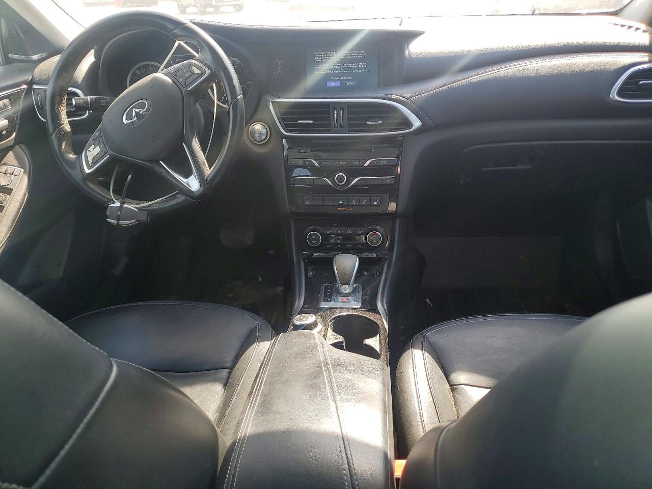 INFINITI Qx Base