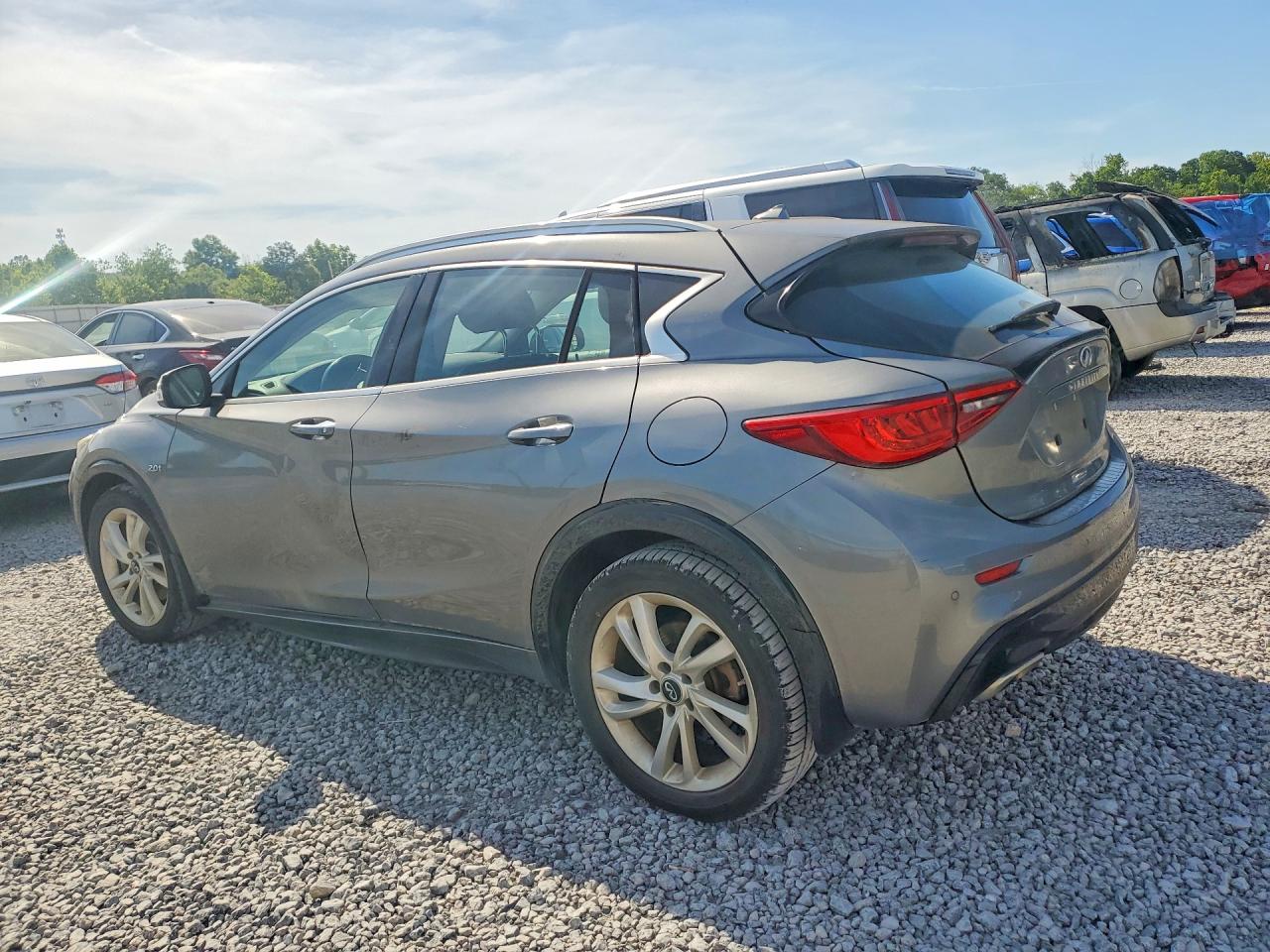 INFINITI Qx Base