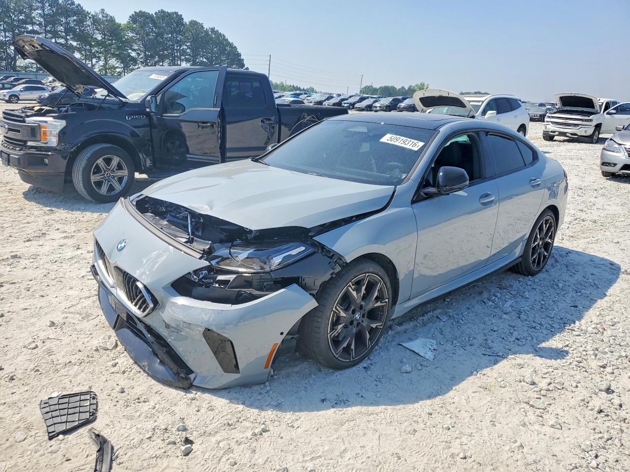 Salvage BMW 2 Series Image