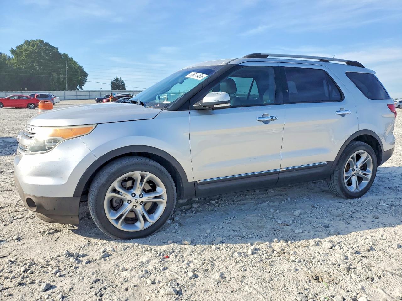 Salvage Ford Explorer Image