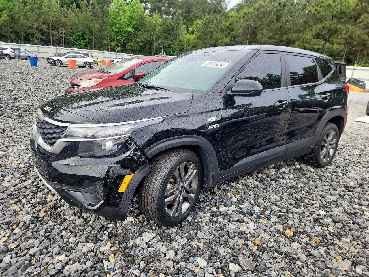 Salvage Kia Seltos Image