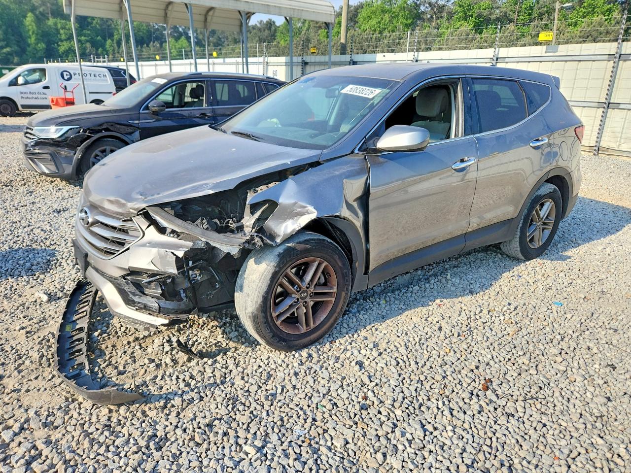 Salvage Hyundai SANTA FE Image