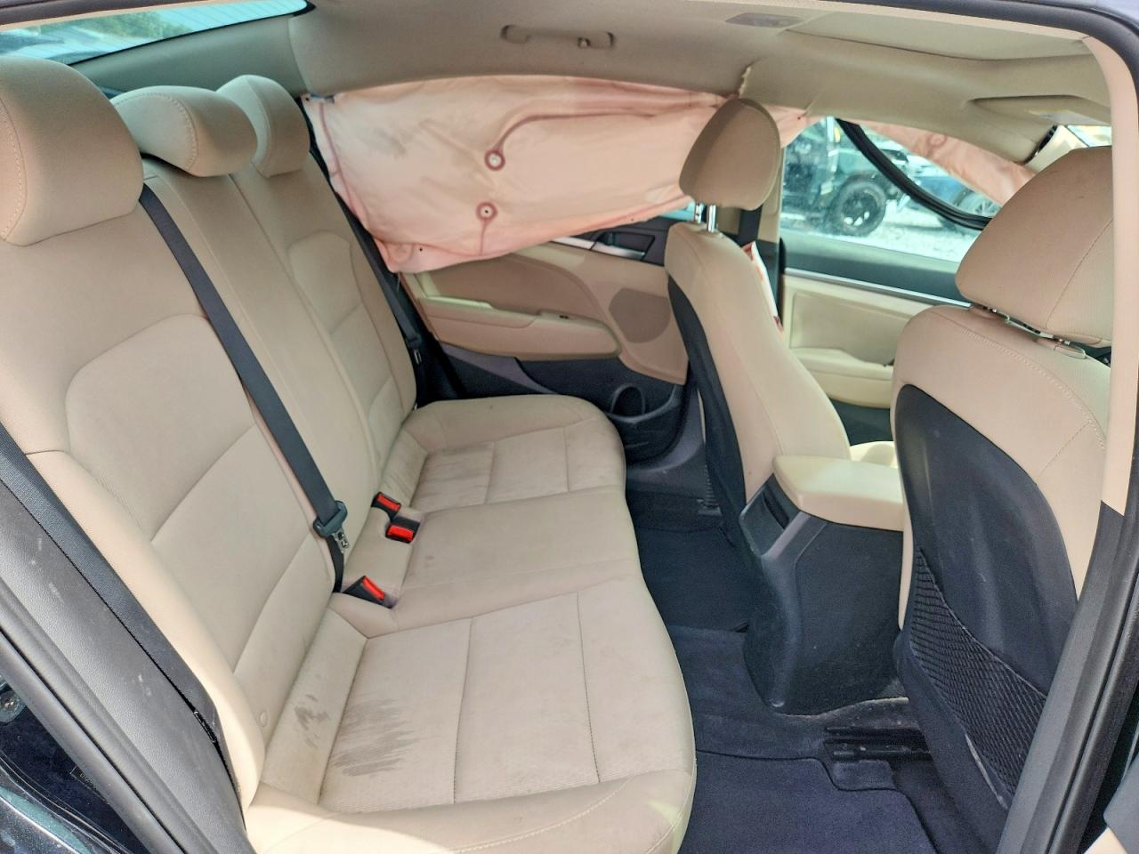 Hyundai ELANTRA Value Edition