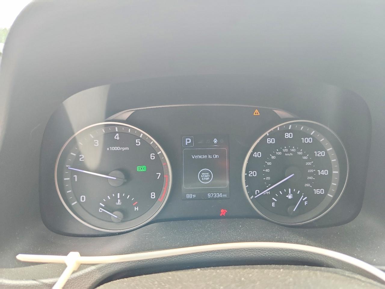 Hyundai ELANTRA Value Edition