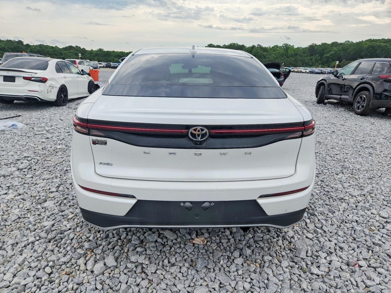 Toyota Crown Xle Xle