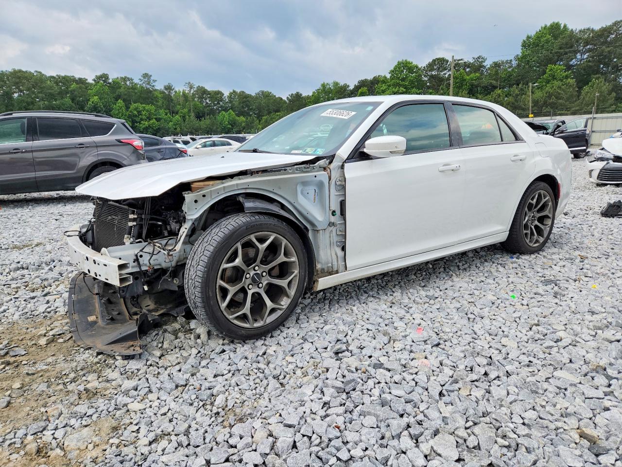 Salvage Chrysler 300 Image