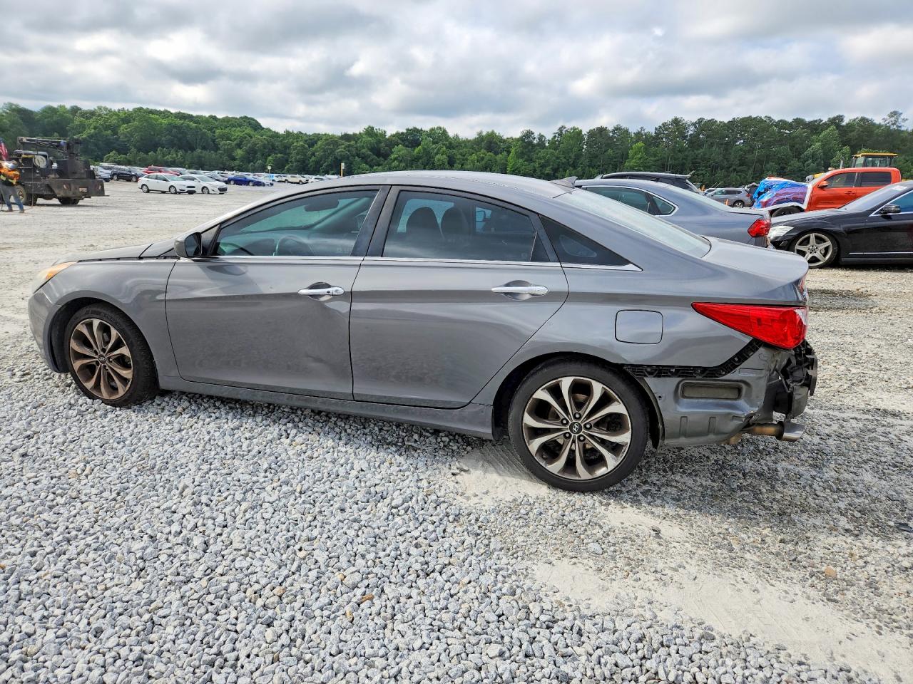Hyundai SONATA Se 2.0t