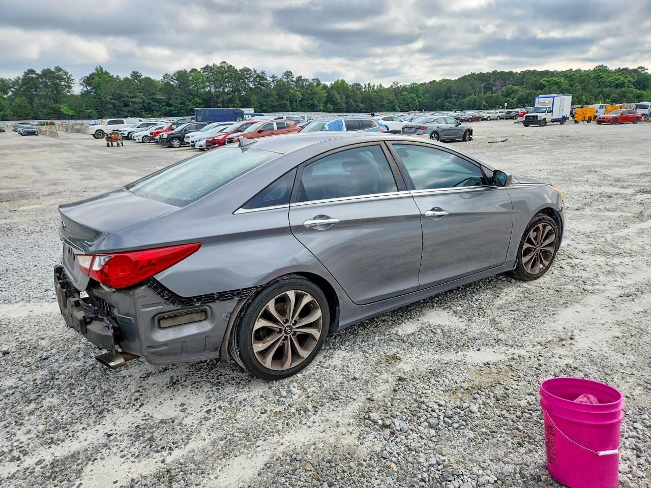 Hyundai SONATA Se 2.0t