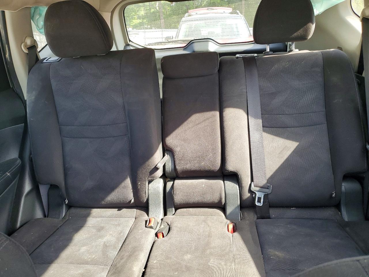 Nissan Rogue S
