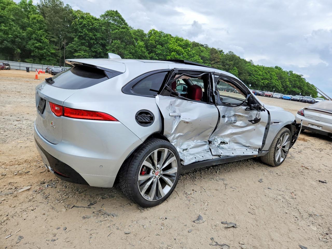 Jaguar F-PACE S