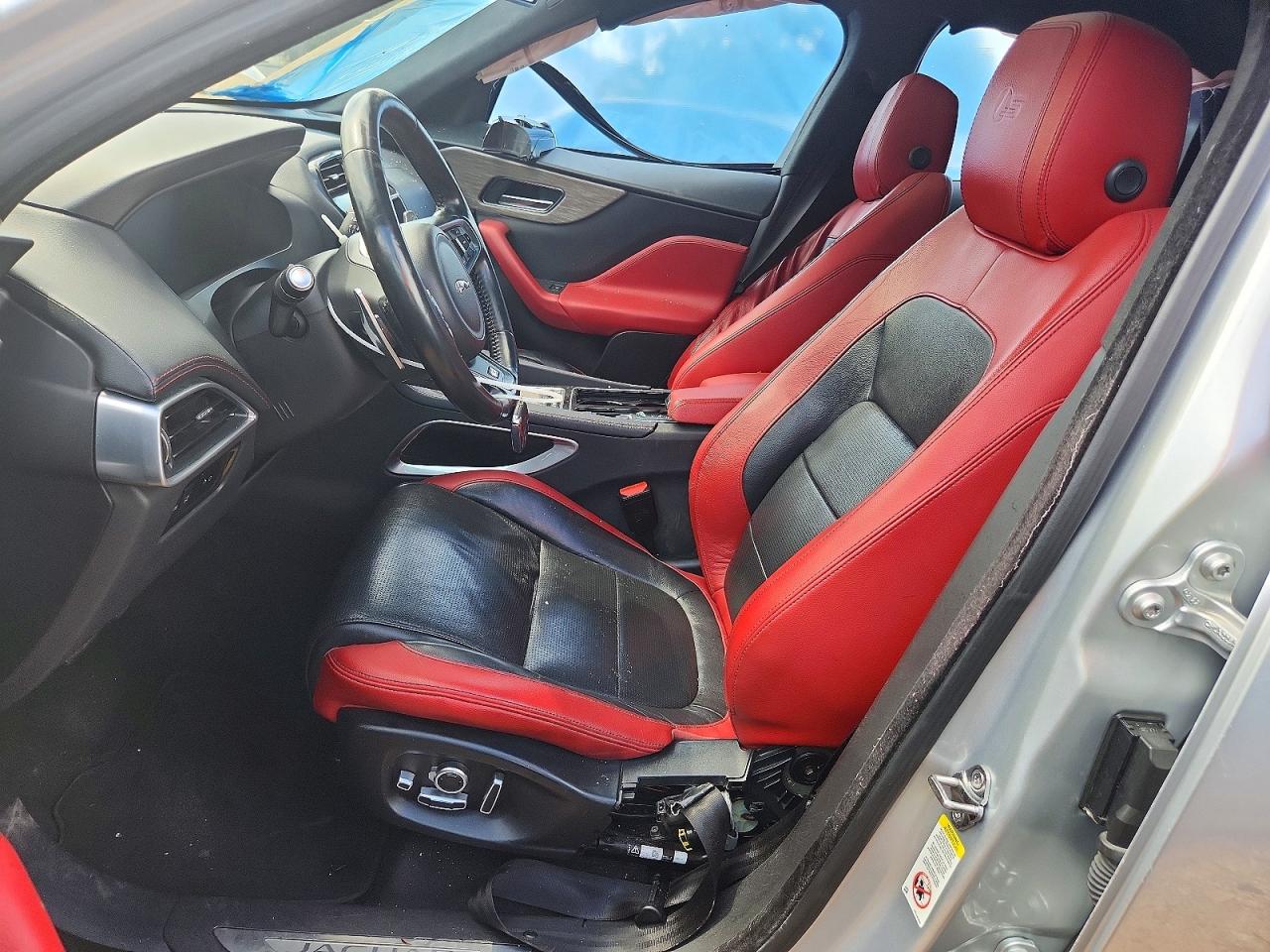 Jaguar F-PACE S