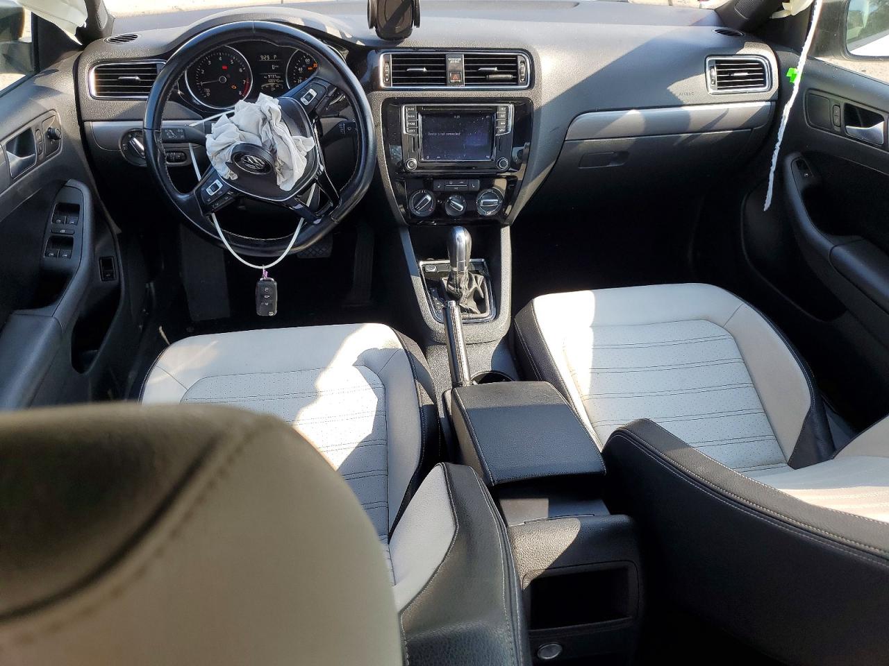 Volkswagen Jetta Sport