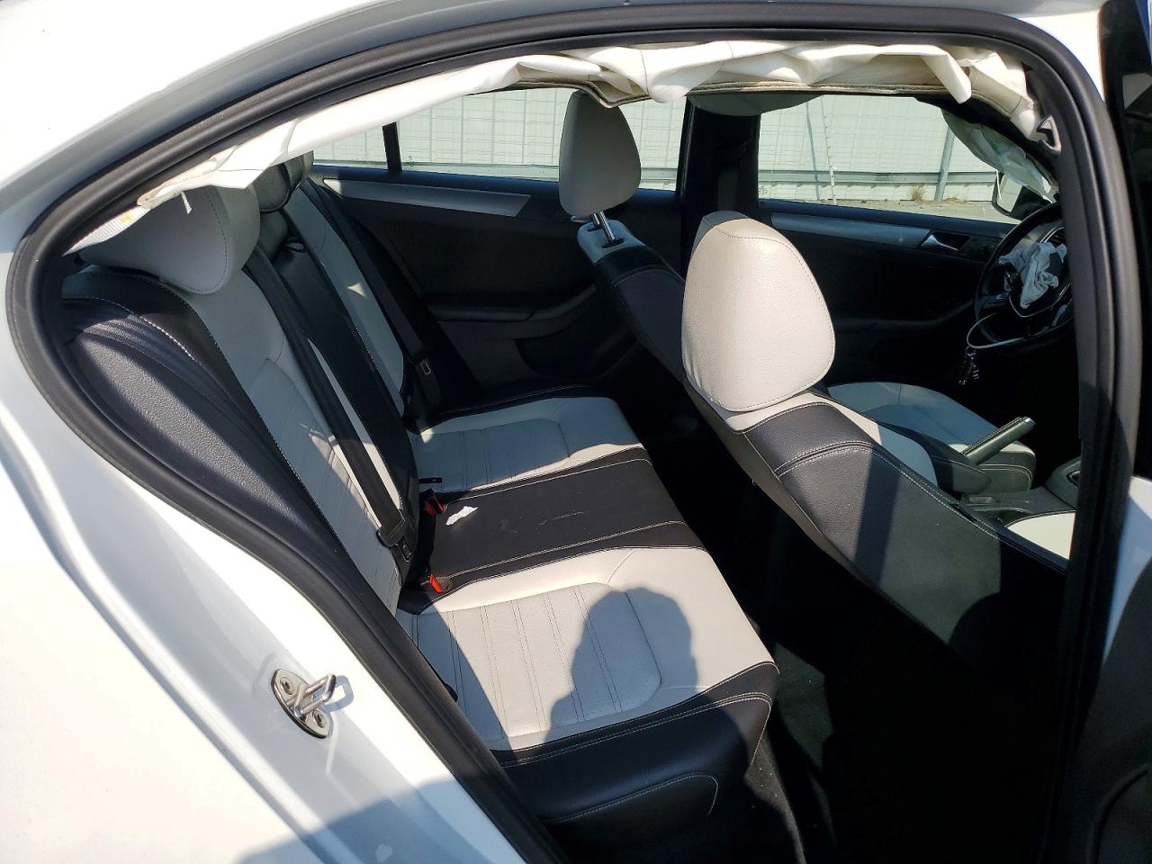 Volkswagen Jetta Sport