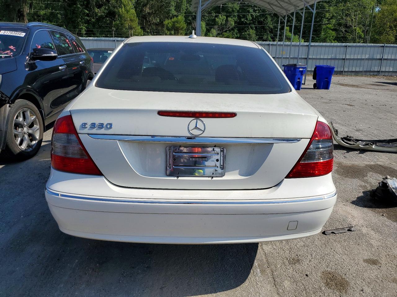 Mercedes-Benz E-Class 350