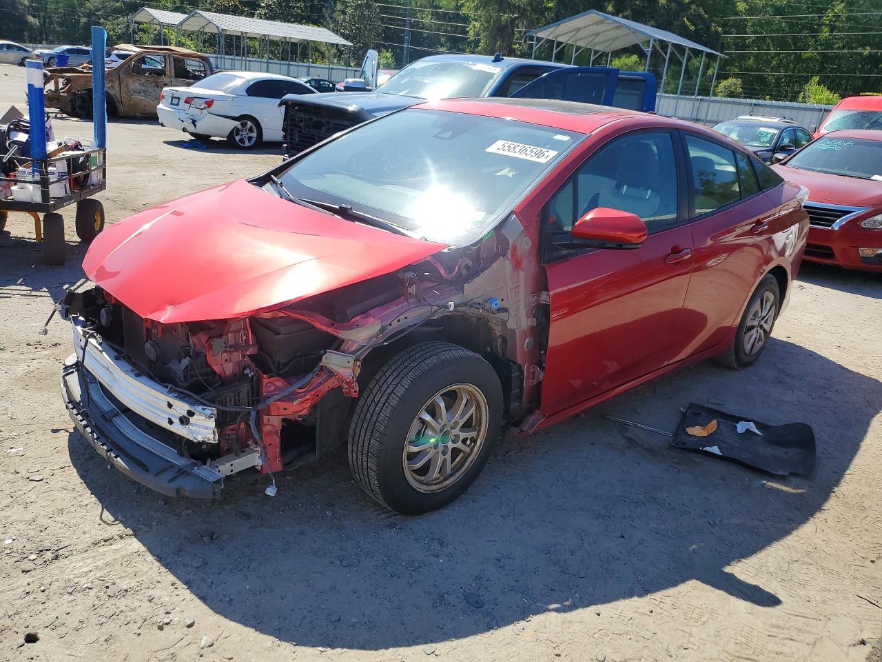 Salvage Toyota Prius Image