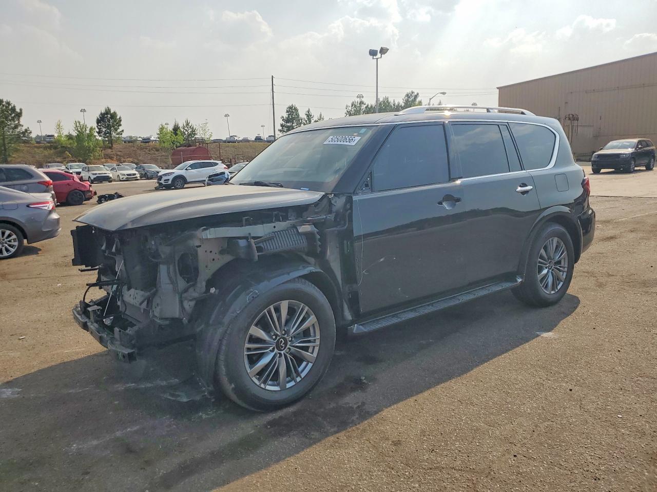 Salvage INFINITI Qx Image