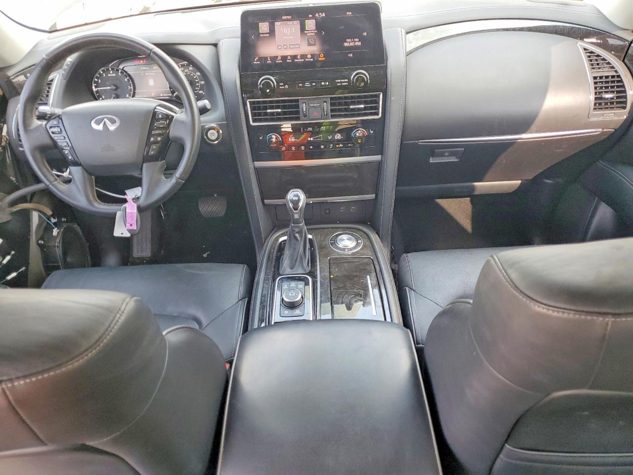 INFINITI Qx Luxe