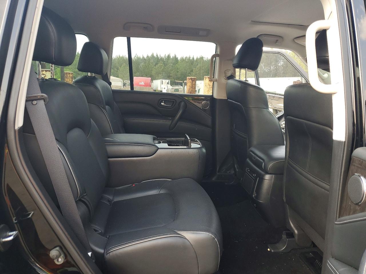INFINITI Qx Luxe