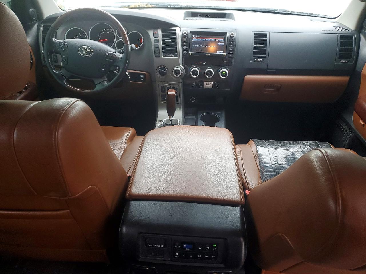 Toyota Sequoia Platinum